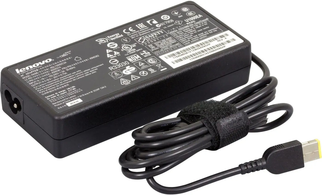 AC ADAPTER 135W Lenovo